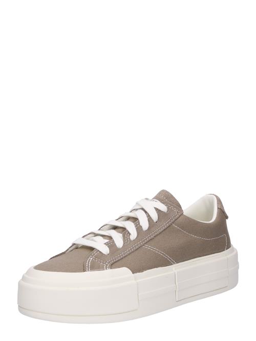 Se CONVERSE Sneaker low 'Chuck Taylor All Star Cruise'  brun / hvid ved About You