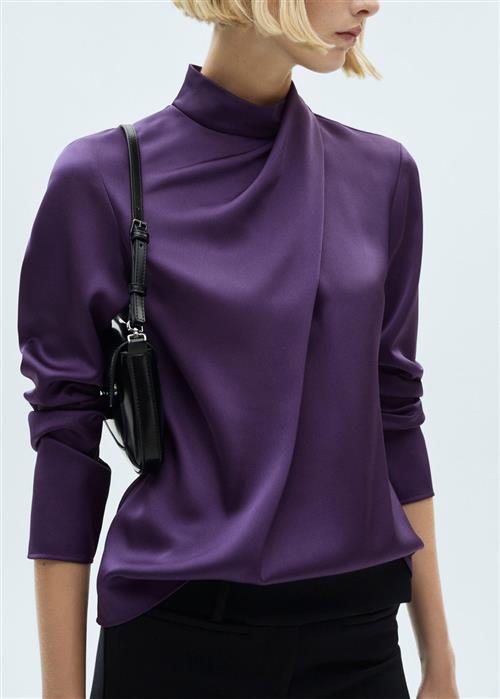 Se MANGO Blouse .- Drapy Kvinde Medium Purple Langærmede Bluser Slim Fit Str L - hos Magasin ved Magasin