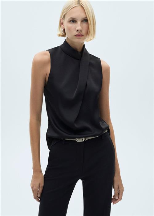 Se MANGO Blouse .- Drapysin Kvinde Black Langærmede Bluser Slim Fit Str XL - hos Magasin ved Magasin