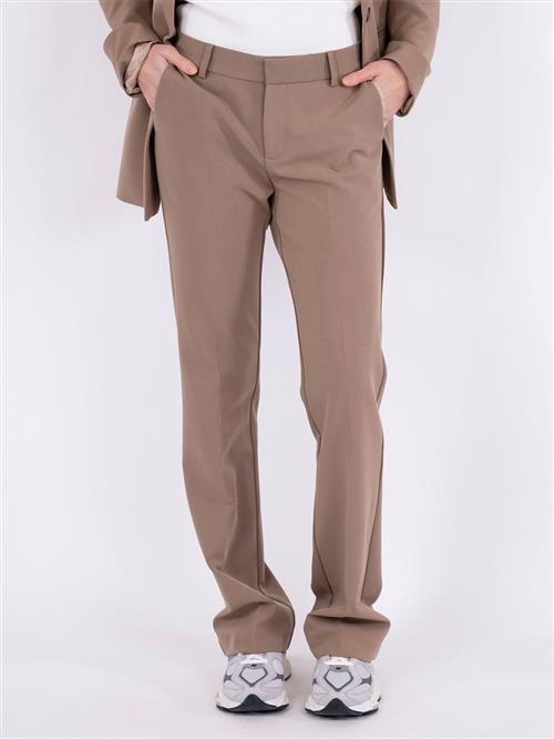 Se Neo Noir Cassie Suit Pants Kvinde Dusty Brown Bukser Med Smalle Ben Str 40 - Polyester hos Magasin ved Magasin