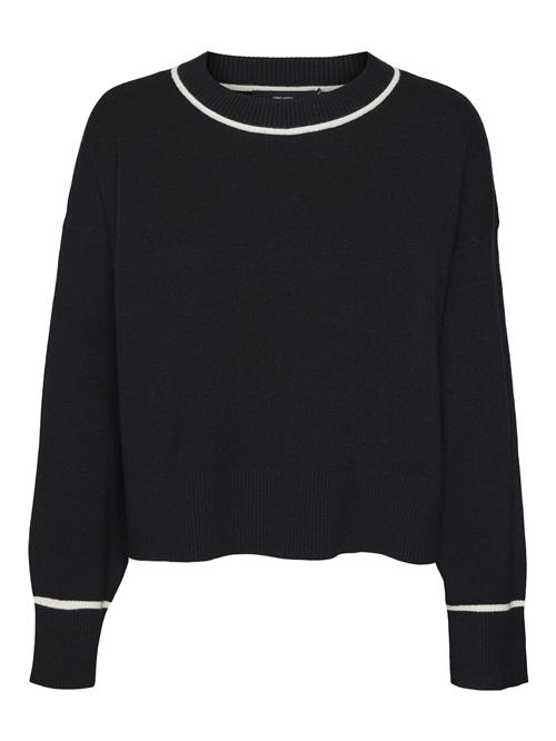 Se VERO MODA Pullover 'VMSaba'  creme / sort ved About You