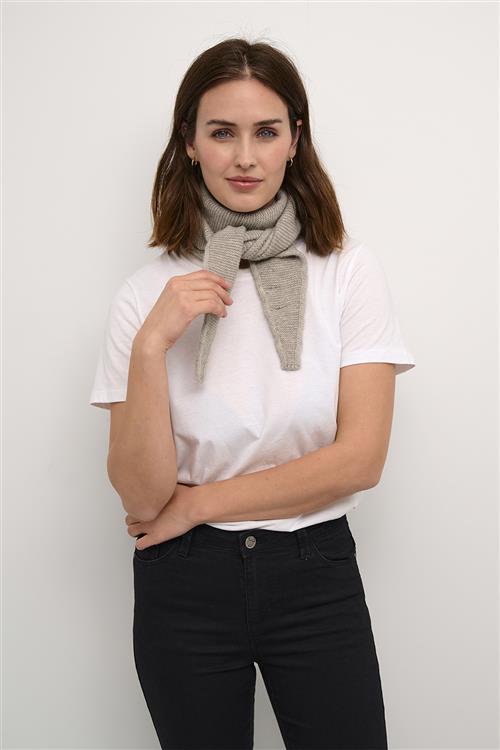 Se Kaffe Kasiv Small Knit Scarf ONE SIZE - Halstørklæder hos Magasin ved Magasin