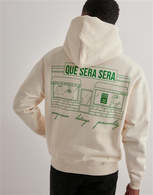 Que Sera Sera Cozy Store Hoodie Hoodies Hvid