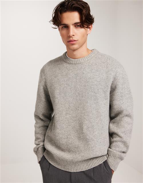 Selected Homme Slhcody Ls Knit Relaxed Crew Neck N Sweatshirts Grå