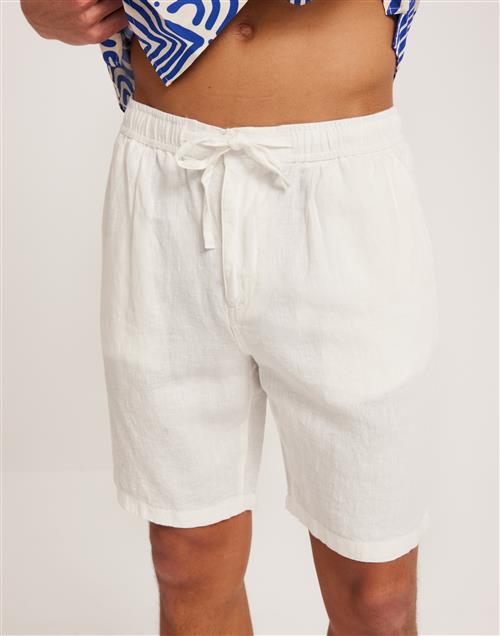 KnowledgeCotton Apparel FIG loose Linen shorts - GOTS/Vegan Hørshorts Hvid