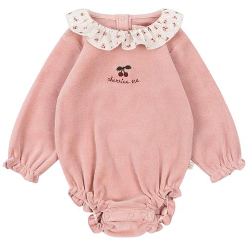 Se Konges Sløjd Miffa Frill Body Gots - Mellow Rose | Lyserød | 0-1 months ved Babyshop