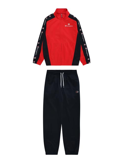 Se Champion Authentic Athletic Apparel Joggingdragt  rød / sort / hvid ved About You