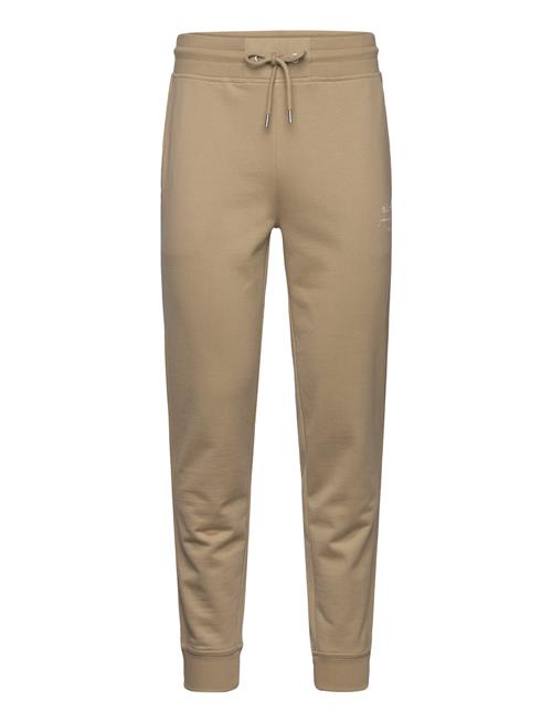 Se GANT Logo Script Jersey Pants GANT Beige ved Booztlet