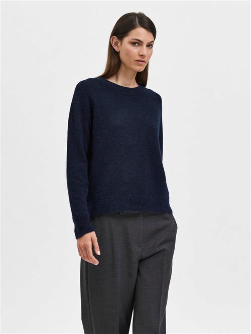 Se Selected Femme Slflulu LS Knit Oneck B Noos Kvinde Dark Sapphire/melange Sweaters Str L - hos Magasin ved Magasin