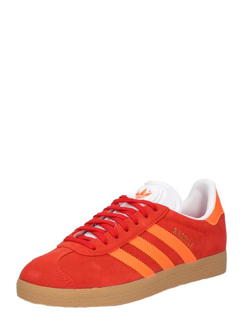 Se ADIDAS ORIGINALS Sneaker low 'Gazelle'  orange / rød / hvid ved About You