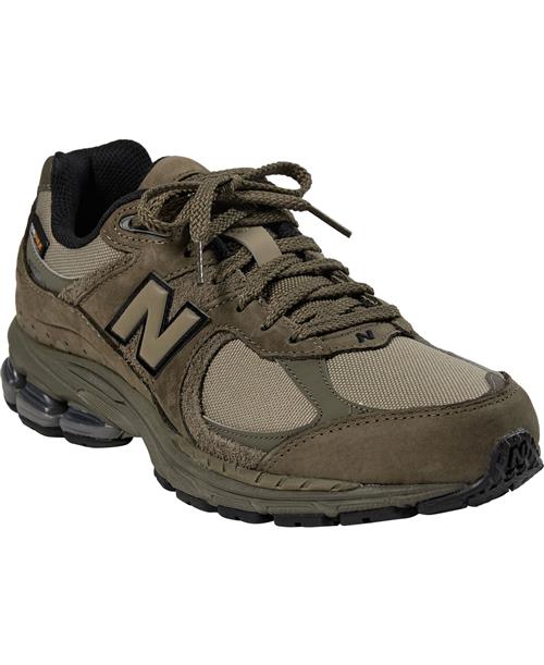 Se New Balance New Balance 2002r Mand Green Sneakers Str 41.5 - hos Magasin ved Magasin