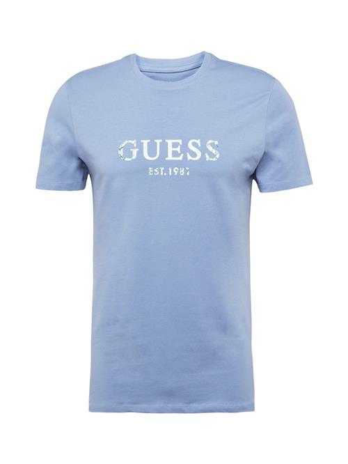 Se GUESS Bluser & t-shirts  lyseblå / lysegrå / mørkegrøn / hvid ved About You