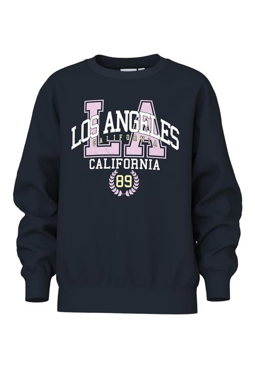 Se NAME IT Sweatshirt 'NKFVENUS'  navy / lysegul / lilla / hvid ved About You