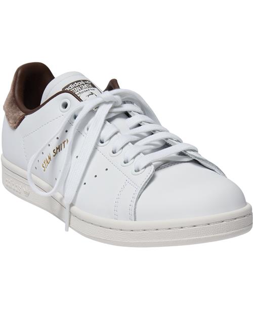 Se adidas Originals Stan Smith W Kvinde Ftwwht/goldmt/brw Sneakers Str 39 1/3 - hos Magasin ved Magasin