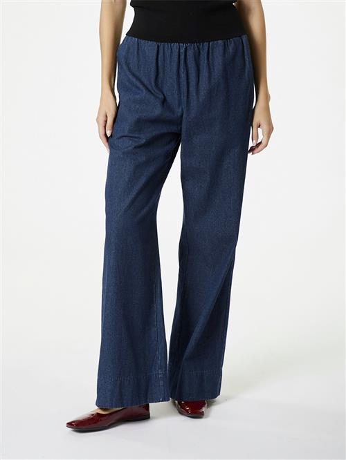 Se Neo Noir Yana Denim Long Pants Kvinde Dark Blue Bukser Str 44 Denim - hos Magasin ved Magasin