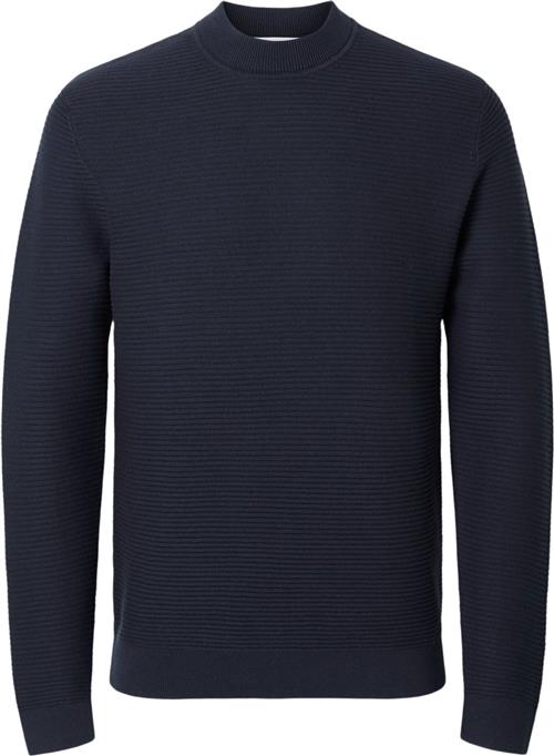 Se Selected Homme Slhtion LS Knit Structure Mock Neck Mand Sky Captain Sweatshirts Str S - hos Magasin ved Magasin