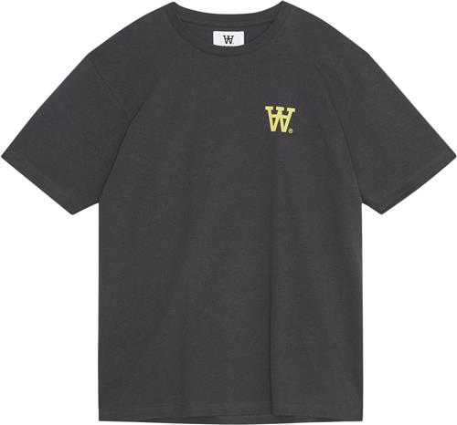 Se Wood Wood Wwace AA Chest Print Tshirt Mand Charcoal Kortærmede T-shirts Str L - hos Magasin ved Magasin