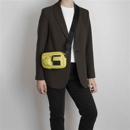 Se Markberg Darlambg Small Cross. , Recycle OS - Crossbody Tasker Polyester hos Magasin ved Magasin