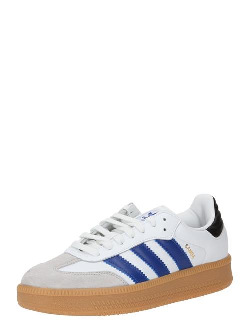 Se ADIDAS ORIGINALS Sneaker low 'SAMBA XLG'  kit / mørkeblå / sort / hvid ved About You