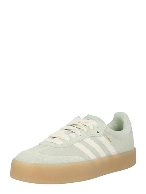 Se ADIDAS ORIGINALS Sneaker low 'SAMBAE'  pastelgrøn / hvid ved About You