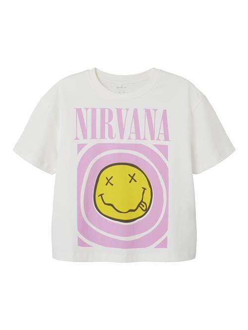 Se NAME IT Shirts 'Nirvana'  gul / pink / sort / hvid ved About You