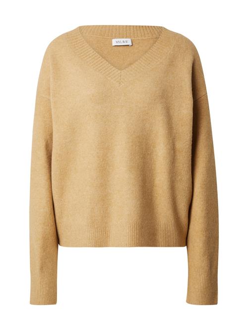 MYLAVIE by Sarah Harrison Pullover  beige