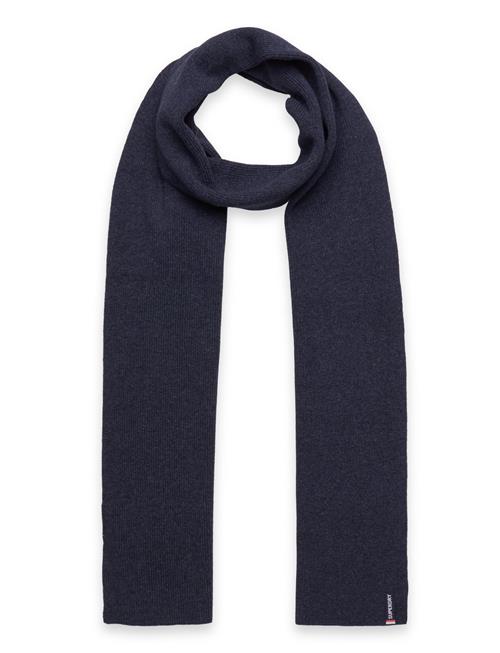 Se Superdry Essential Logo Knitted Scarf Superdry Navy ved Booztlet