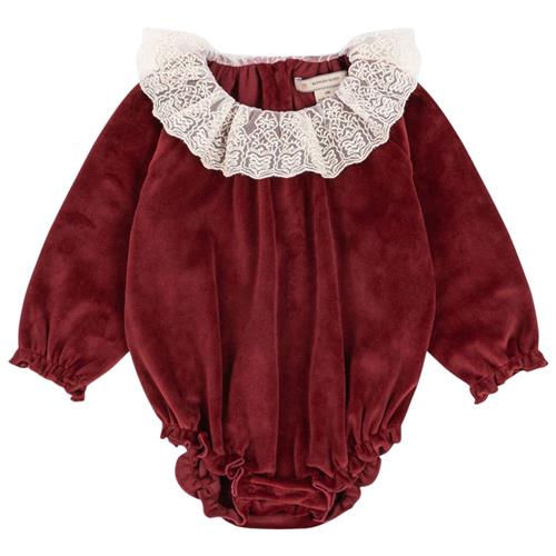 Se Konges Sløjd Venola Romper Grs - Red Dahlia | Rød | 12 months ved Babyshop