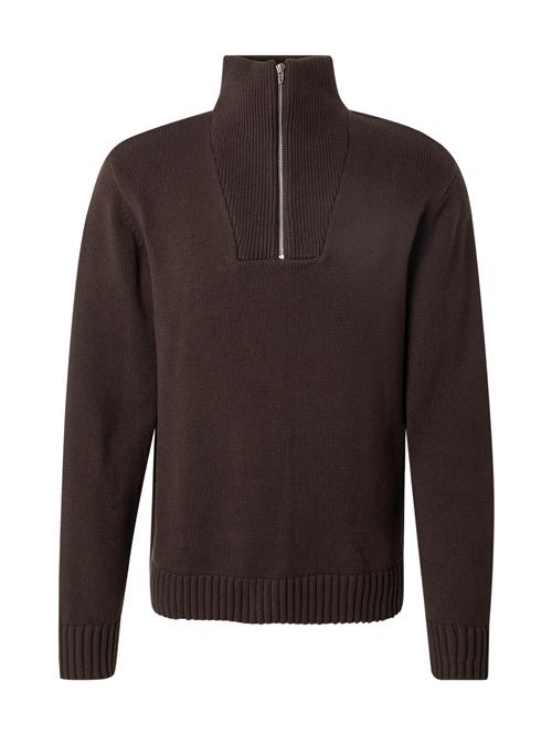 Se JACK & JONES Pullover 'JORFREDERIKSBERG'  mørkebrun ved About You