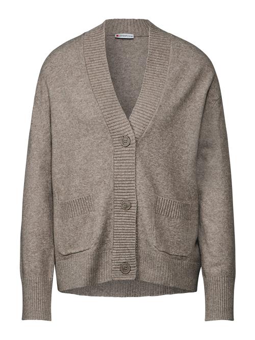 Se STREET ONE Cardigan  mørkebeige ved About You