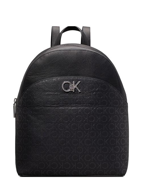 Se Calvin Klein Re-Lock Dome Backpack_Mono Calvin Klein Black ved Booztlet