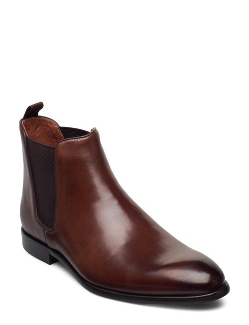 Se TGA by Ahler Chelsea Boot TGA By Ahler Brown ved Booztlet