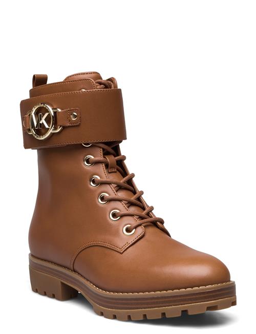 Se Michael Kors Rory Lace Up Bootie Michael Kors Brown ved Booztlet