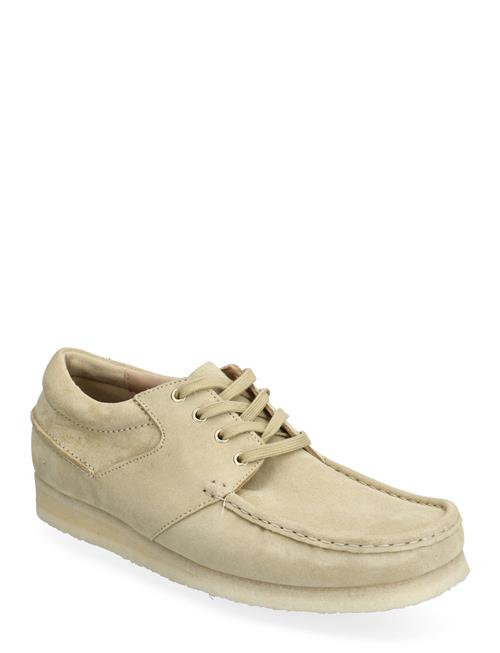 Se Clarks Originals Wallabee Boat Clarks Originals Beige ved Booztlet