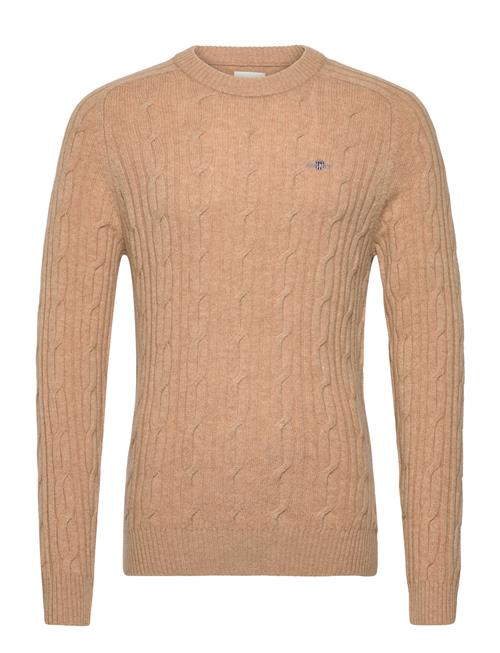 Se GANT Lambswool Cable C-Neck GANT Beige ved Booztlet