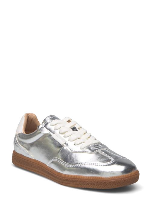 Se Steve Madden Emporia Sneaker Steve Madden Silver ved Booztlet