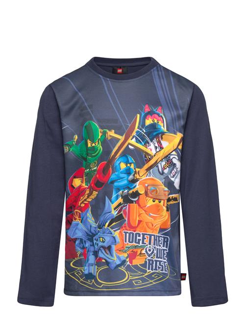 Se LEGO kidswear Lwtano 701 - T-Shirt L/S LEGO Kidswear Navy ved Booztlet