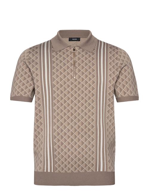 Se Reiss Sanderson Reiss Beige ved Booztlet