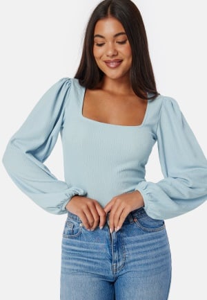 Se BUBBLEROOM Square Neck Balloon Sleeve Top Light blue 2XL ved Bubbleroom