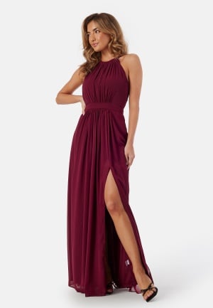 Se AngelEye High Neck Maxi Dress With Split Burgundy L (UK14) ved Bubbleroom