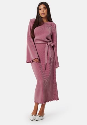 Se BUBBLEROOM Pleated Tie Midi Dress Pink XL ved Bubbleroom