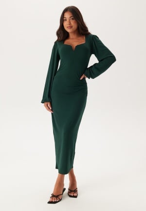 Se BUBBLEROOM Square V-neck puff sleeve midi dress Dark green XL ved Bubbleroom