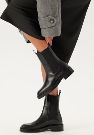 Se GANT Fallwi Chelsea Boot Black 41 ved Bubbleroom