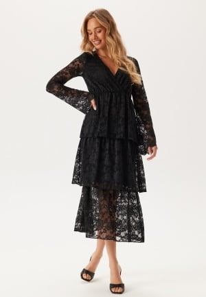 Se Happy Holly Lace Long Dress Black 52/54 ved Bubbleroom