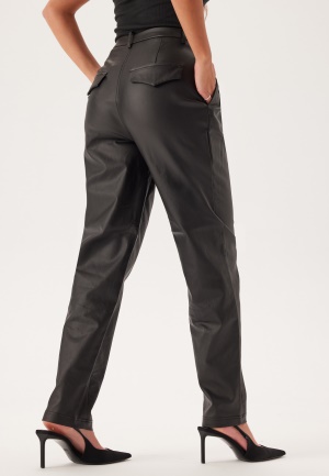 Se Object Collectors Item Objmelba Tapered Coated Pant Black 40 ved Bubbleroom