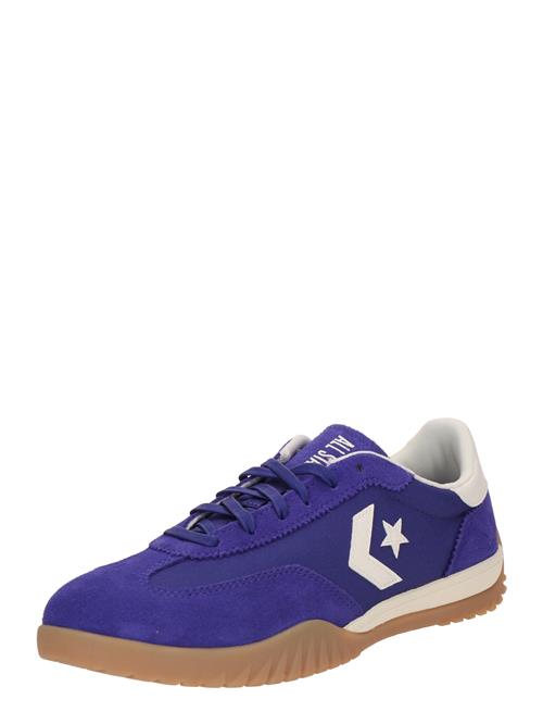 Se CONVERSE Sneaker low 'RUN STAR'  lyselilla / hvid ved About You