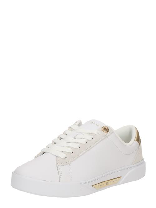 Se TOMMY HILFIGER Sneaker low 'Chic'  guld / hvid ved About You