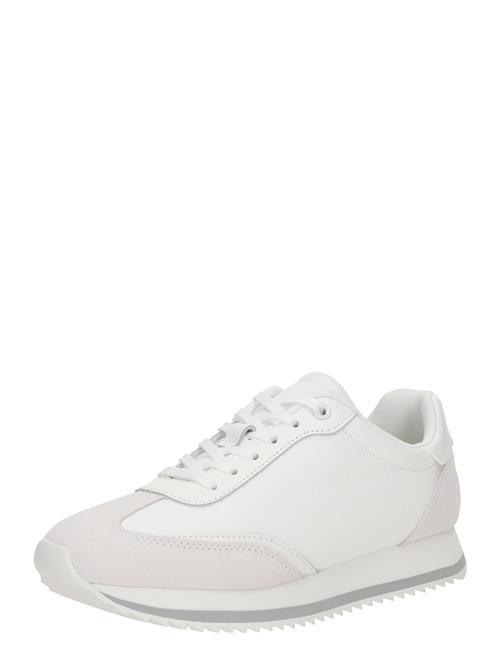 Se Calvin Klein Sneaker low  beige / hvid ved About You