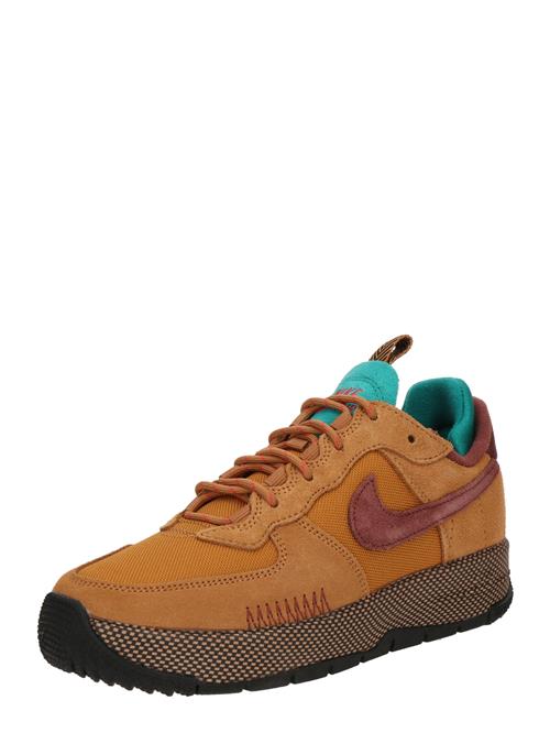 Se Nike Sportswear Sneaker low 'AIR FORCE 1'  turkis / kastaniebrun / sepia ved About You