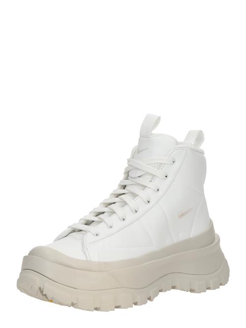 Se Nike Sportswear Sneaker high 'BLAZER ROAM MID'  hvid ved About You